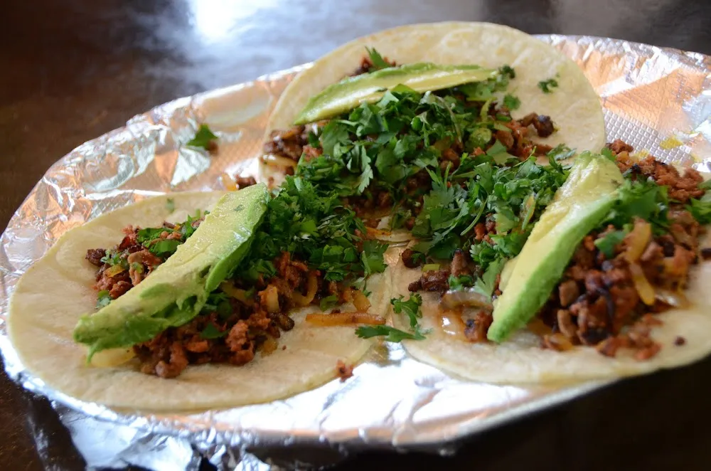Lunch Tacos Asada